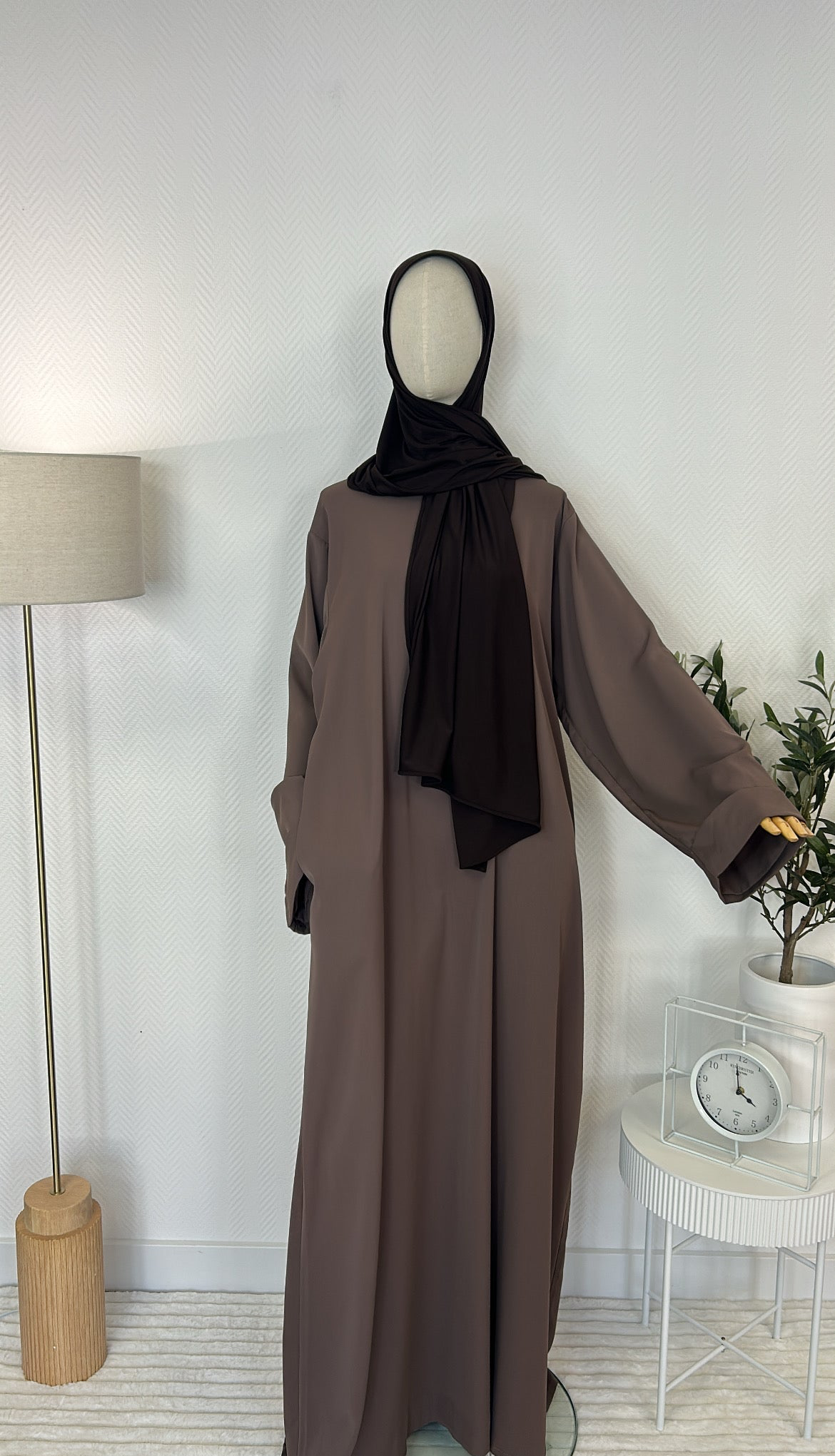 Abaya soie de médiane manches droite
