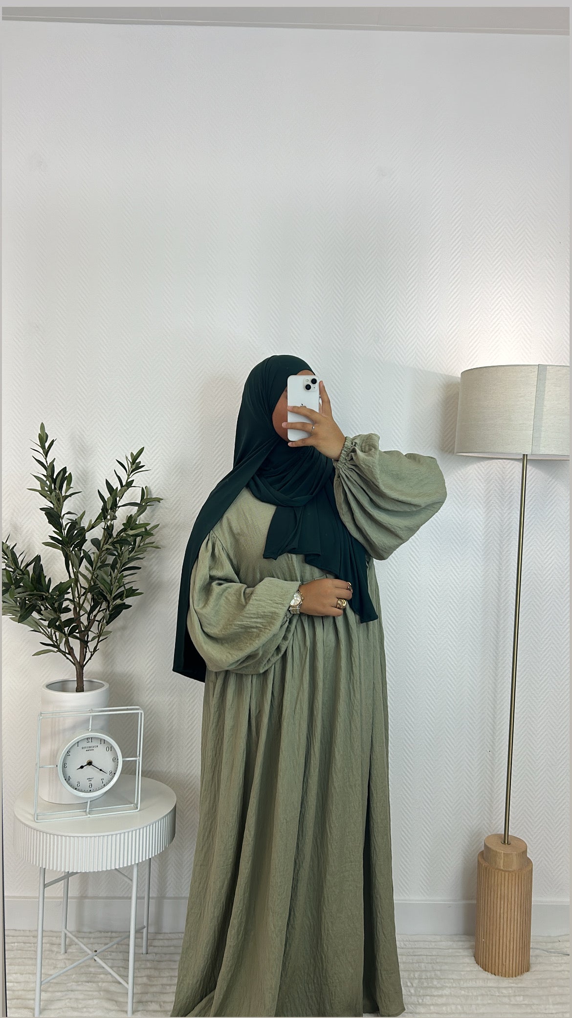 Robe Nour