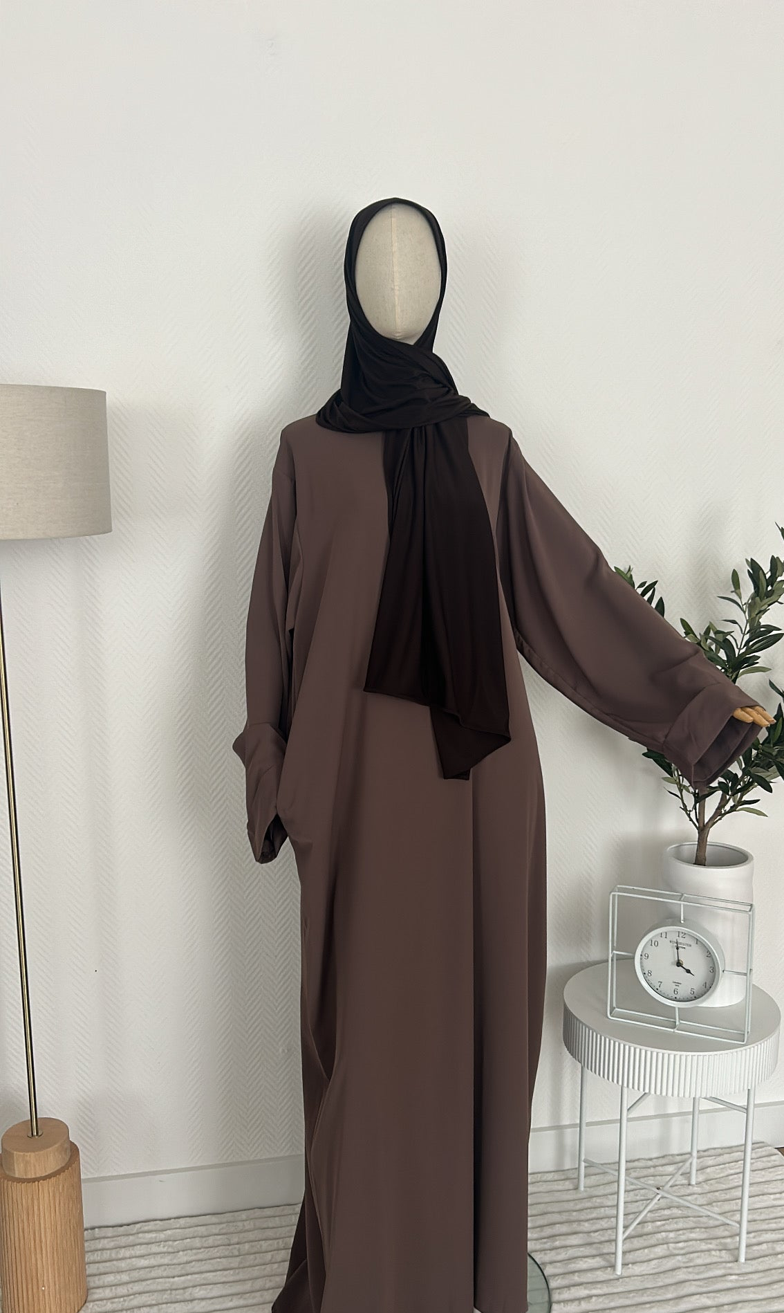 Abaya soie de médiane manches droite