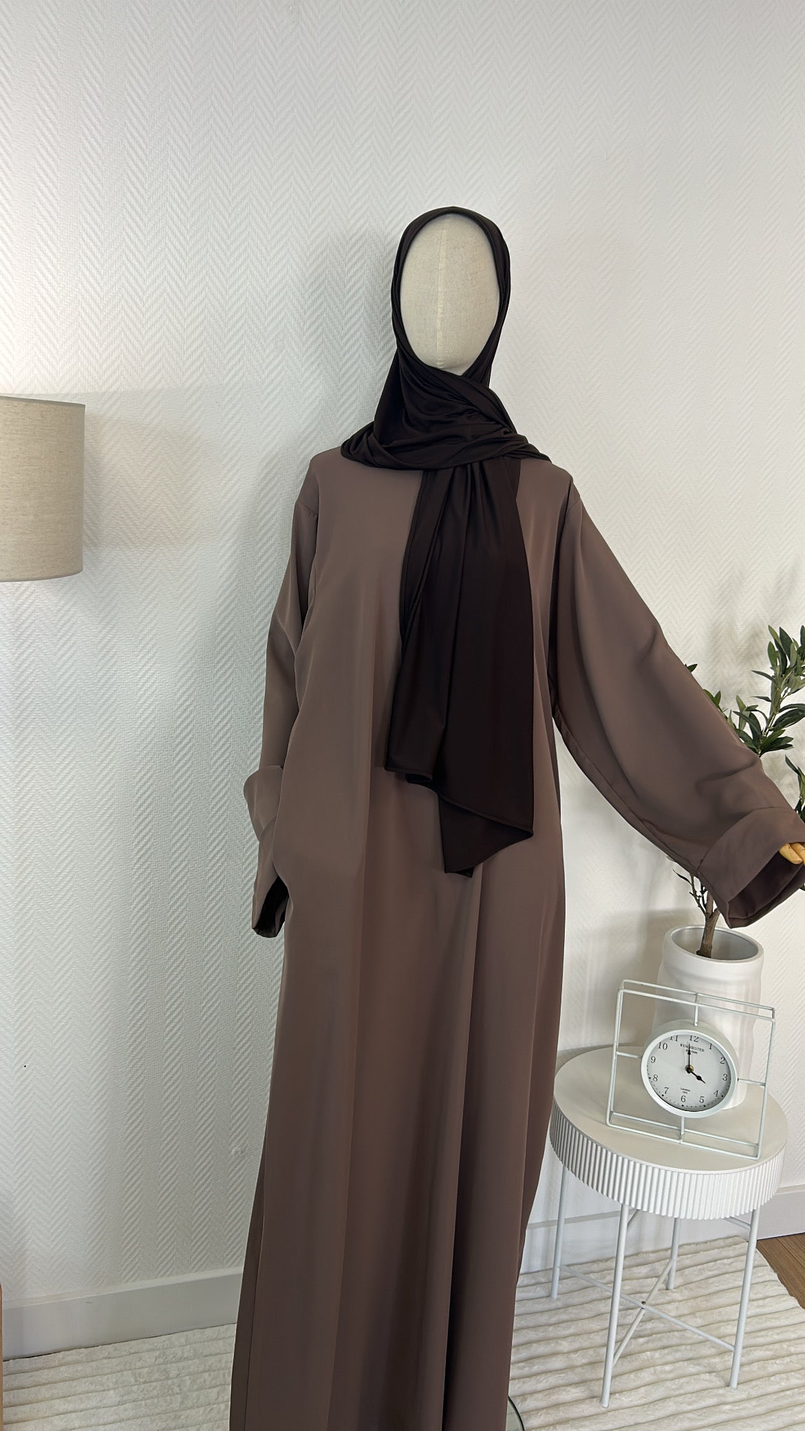 Abaya soie de médiane manches droite